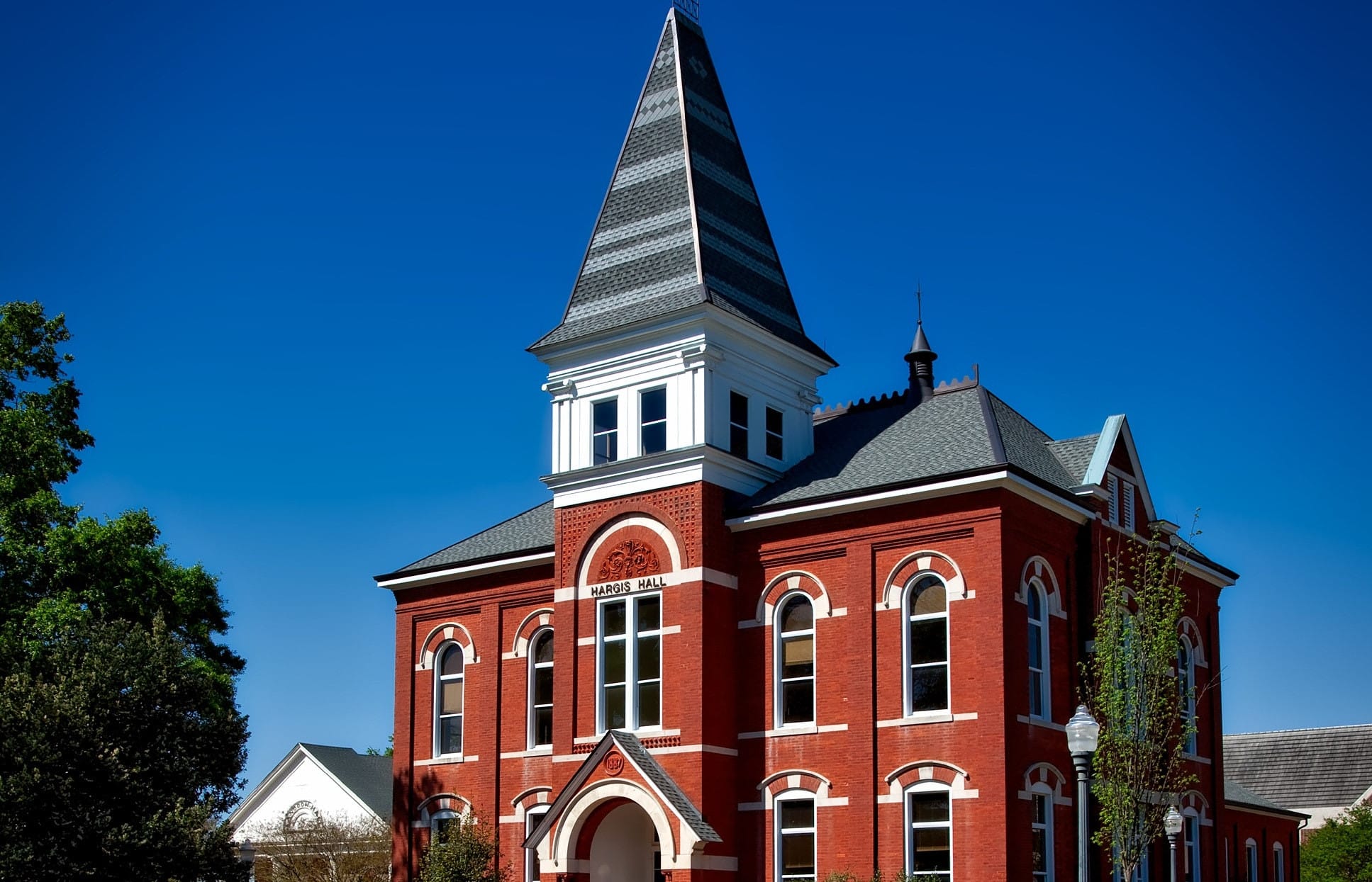 5 Best Homeowners Insurance Companies in Alabama 2025