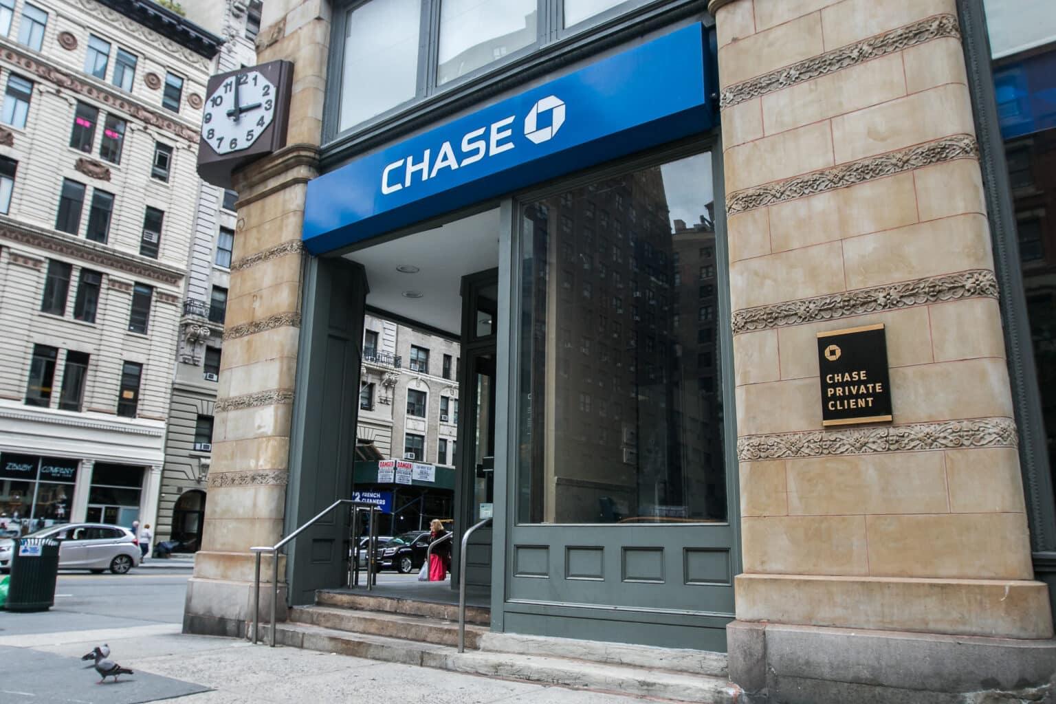 Chase Bank Near Me Branch and ATM Locator (2024)